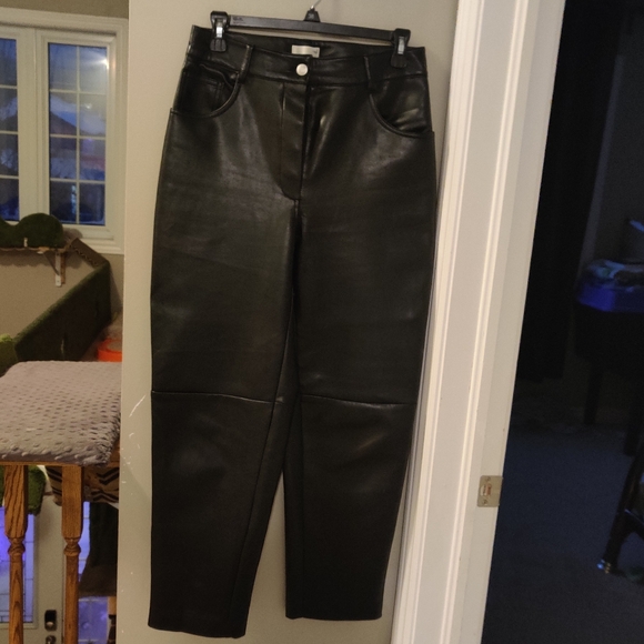 New Aritzia Oracle High Rise Faux Leather Pants NWOT - Picture 4 of 10